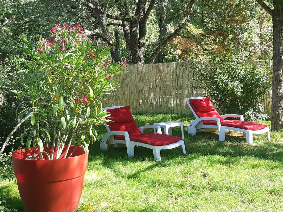 Suite Avec Jardin Entre Aix En Provence, Luberon Et Verdon Peyrolles-en-Provence Eksteriør billede